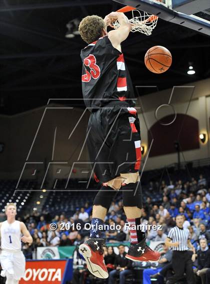 Thumbnail 1 in La Jolla Country Day vs La Jolla (CIF SDS D2 Final) photogallery.