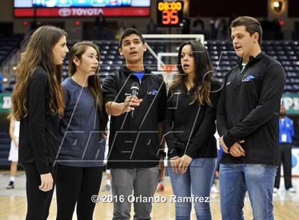 Thumbnail 2 in La Jolla Country Day vs La Jolla (CIF SDS D2 Final) photogallery.
