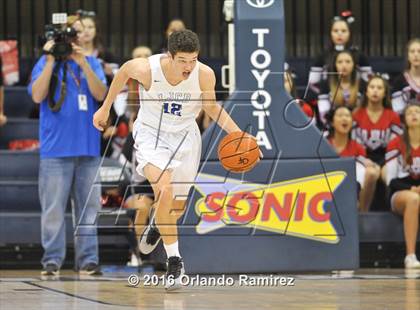 Thumbnail 2 in La Jolla Country Day vs La Jolla (CIF SDS D2 Final) photogallery.