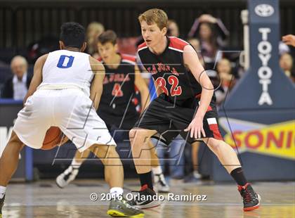 Thumbnail 1 in La Jolla Country Day vs La Jolla (CIF SDS D2 Final) photogallery.