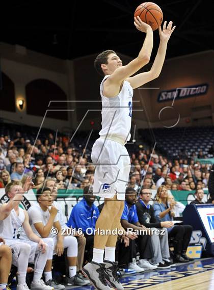 Thumbnail 1 in La Jolla Country Day vs La Jolla (CIF SDS D2 Final) photogallery.