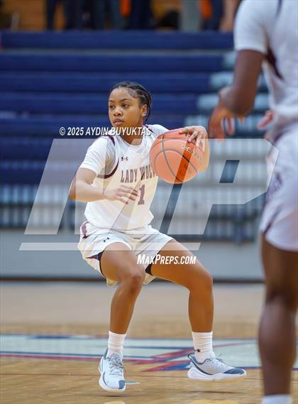 Thumbnail 1 in Mansfield Timberview vs. San Marcos (Allen Hoopfest Basketball Tournament) photogallery.