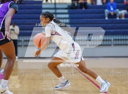 Thumbnail 2 in Mansfield Timberview vs. San Marcos (Allen Hoopfest Basketball Tournament) photogallery.