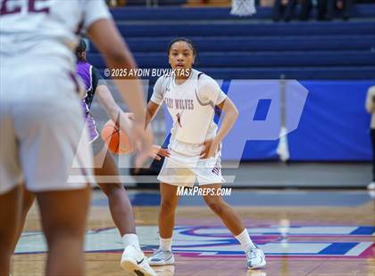 Thumbnail 2 in Mansfield Timberview vs. San Marcos (Allen Hoopfest Basketball Tournament) photogallery.