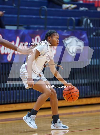 Thumbnail 3 in Mansfield Timberview vs. San Marcos (Allen Hoopfest Basketball Tournament) photogallery.