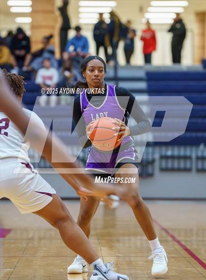 Thumbnail 3 in Mansfield Timberview vs. San Marcos (Allen Hoopfest Basketball Tournament) photogallery.