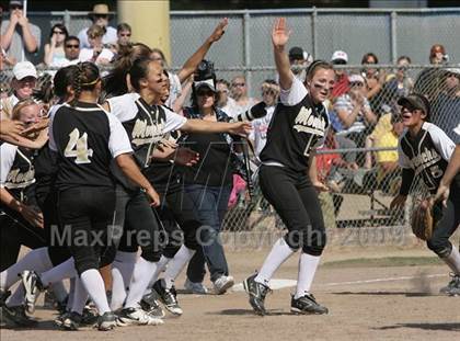 Thumbnail 1 in Archbishop Mitty vs. Presentation (CIF CCS D2 Final) photogallery.