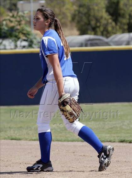 Thumbnail 2 in Archbishop Mitty vs. Presentation (CIF CCS D2 Final) photogallery.