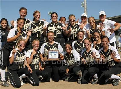 Thumbnail 1 in Archbishop Mitty vs. Presentation (CIF CCS D2 Final) photogallery.