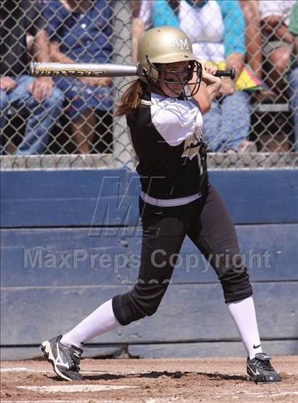 Thumbnail 3 in Archbishop Mitty vs. Presentation (CIF CCS D2 Final) photogallery.
