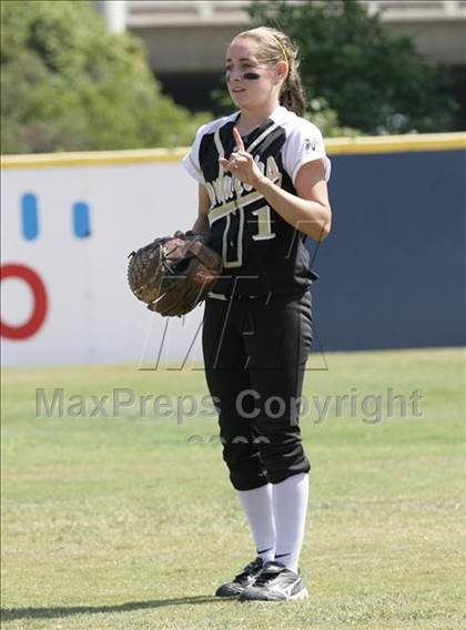 Thumbnail 1 in Archbishop Mitty vs. Presentation (CIF CCS D2 Final) photogallery.