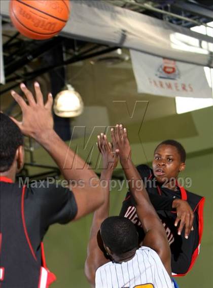 Thumbnail 2 in LACES vs. View Park Prep (CIF LACS Final) photogallery.