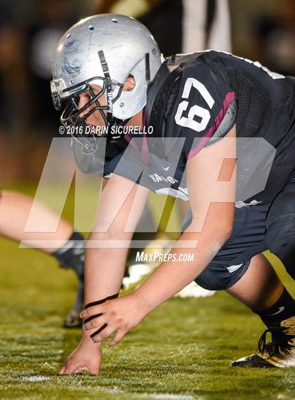 Thumbnail 1 in Hamilton vs Perry (Team A) photogallery.