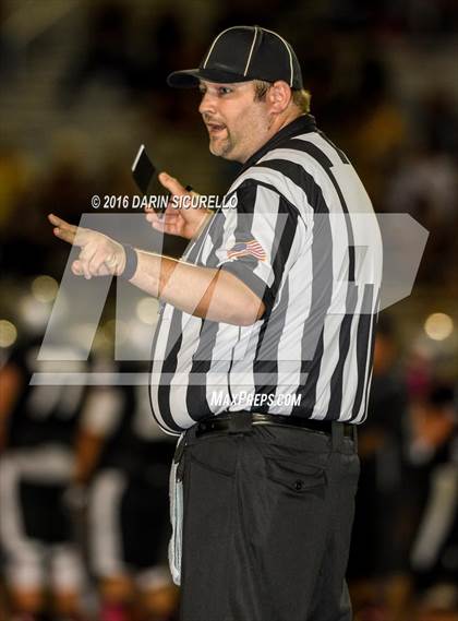 Thumbnail 3 in Hamilton vs Perry (Team A) photogallery.