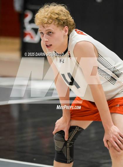 Thumbnail 3 in Corona del Sol vs Red Mountain (AIA 6A Play-In) photogallery.