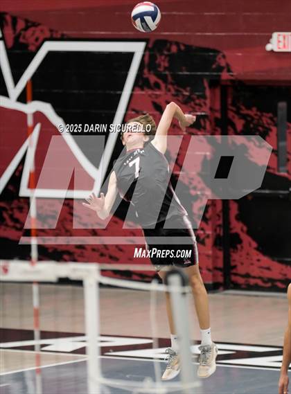 Thumbnail 3 in Corona del Sol vs Red Mountain (AIA 6A Play-In) photogallery.