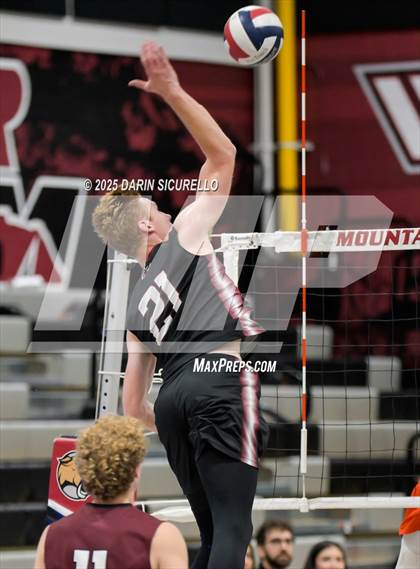 Thumbnail 3 in Corona del Sol vs Red Mountain (AIA 6A Play-In) photogallery.