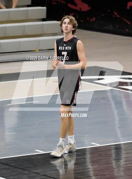 Thumbnail 2 in Corona del Sol vs Red Mountain (AIA 6A Play-In) photogallery.
