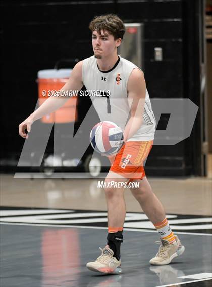 Thumbnail 2 in Corona del Sol vs Red Mountain (AIA 6A Play-In) photogallery.