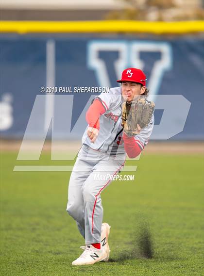 Thumbnail 2 in Regis Jesuit @ Valor Christian photogallery.