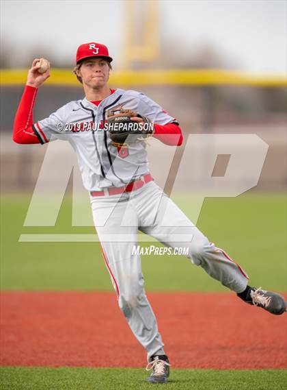 Thumbnail 2 in Regis Jesuit @ Valor Christian photogallery.