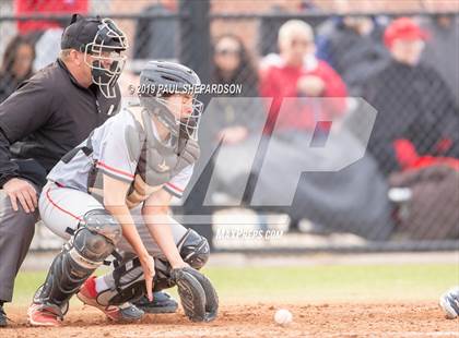 Thumbnail 2 in Regis Jesuit @ Valor Christian photogallery.