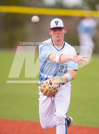 Thumbnail 1 in Regis Jesuit @ Valor Christian photogallery.