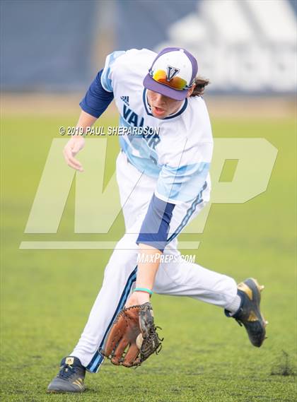Thumbnail 3 in Regis Jesuit @ Valor Christian photogallery.