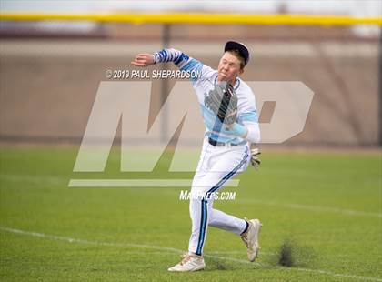 Thumbnail 2 in Regis Jesuit @ Valor Christian photogallery.