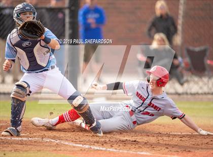 Thumbnail 2 in Regis Jesuit @ Valor Christian photogallery.