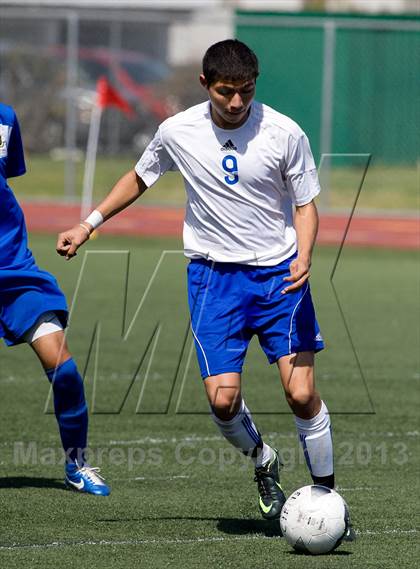 Thumbnail 3 in El Rancho vs. Channel Islands (CIF SS D3 Final) photogallery.