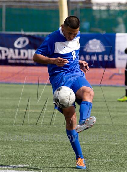 Thumbnail 2 in El Rancho vs. Channel Islands (CIF SS D3 Final) photogallery.
