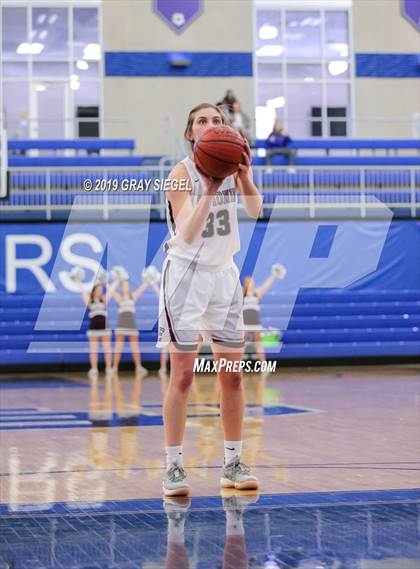 Thumbnail 3 in Edmond Memorial vs  Sunrise Christian Academy photogallery.