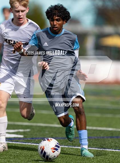 Thumbnail 3 in Menlo School vs. Hillsdale (CIF CCS D2 Boys Soccer Final) photogallery.