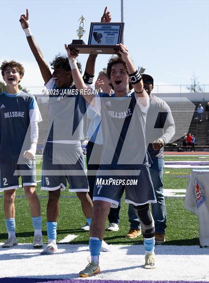 Thumbnail 1 in Menlo School vs. Hillsdale (CIF CCS D2 Boys Soccer Final) photogallery.
