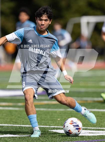 Thumbnail 3 in Menlo School vs. Hillsdale (CIF CCS D2 Boys Soccer Final) photogallery.
