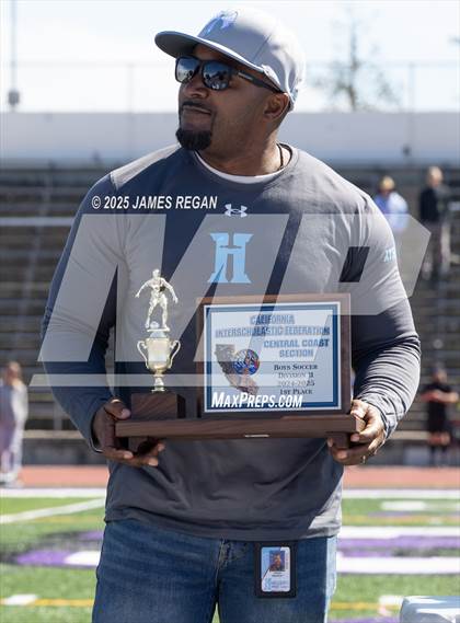 Thumbnail 1 in Menlo School vs. Hillsdale (CIF CCS D2 Boys Soccer Final) photogallery.