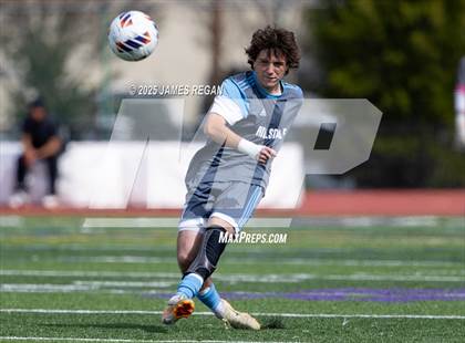 Thumbnail 2 in Menlo School vs. Hillsdale (CIF CCS D2 Boys Soccer Final) photogallery.