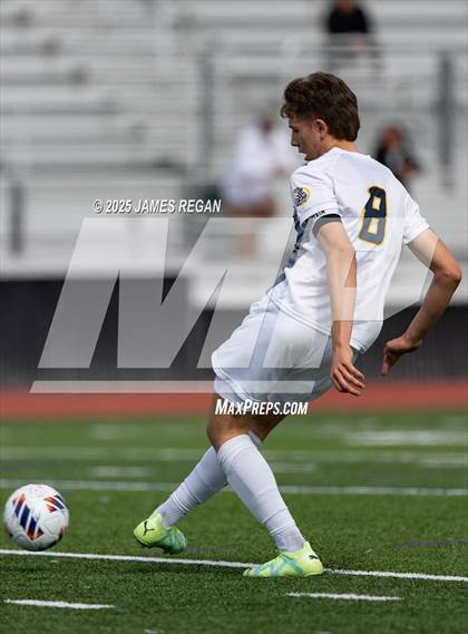 Thumbnail 2 in Menlo School vs. Hillsdale (CIF CCS D2 Boys Soccer Final) photogallery.