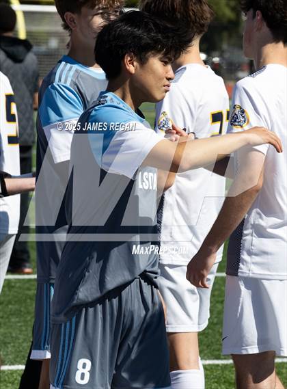 Thumbnail 3 in Menlo School vs. Hillsdale (CIF CCS D2 Boys Soccer Final) photogallery.