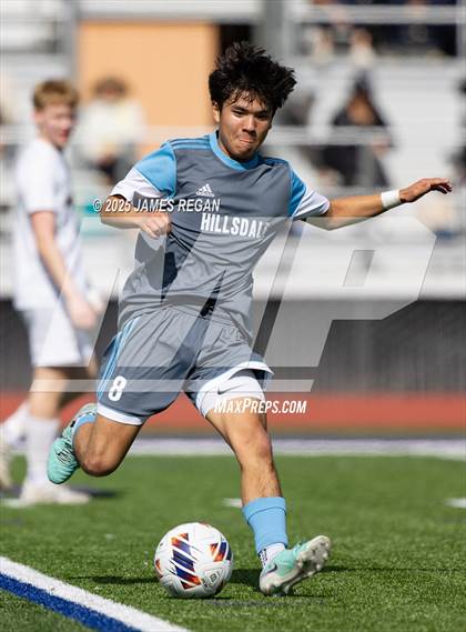 Thumbnail 3 in Menlo School vs. Hillsdale (CIF CCS D2 Boys Soccer Final) photogallery.