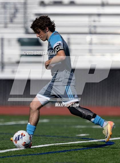 Thumbnail 1 in Menlo School vs. Hillsdale (CIF CCS D2 Boys Soccer Final) photogallery.