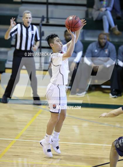 Thumbnail 2 in West Springfield vs. Washington-Lee (George Long Holiday Hoops Tournament) photogallery.