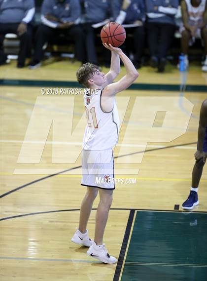 Thumbnail 3 in West Springfield vs. Washington-Lee (George Long Holiday Hoops Tournament) photogallery.