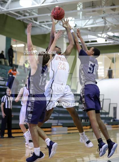 Thumbnail 2 in West Springfield vs. Washington-Lee (George Long Holiday Hoops Tournament) photogallery.