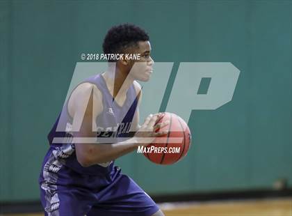 Thumbnail 3 in West Springfield vs. Washington-Lee (George Long Holiday Hoops Tournament) photogallery.
