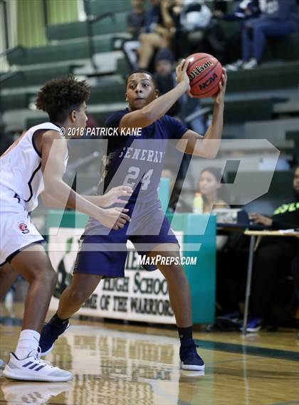 Thumbnail 1 in West Springfield vs. Washington-Lee (George Long Holiday Hoops Tournament) photogallery.