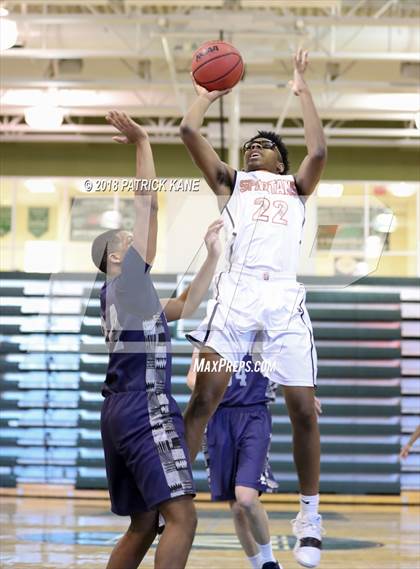 Thumbnail 2 in West Springfield vs. Washington-Lee (George Long Holiday Hoops Tournament) photogallery.