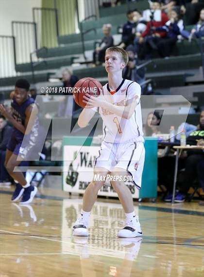 Thumbnail 1 in West Springfield vs. Washington-Lee (George Long Holiday Hoops Tournament) photogallery.