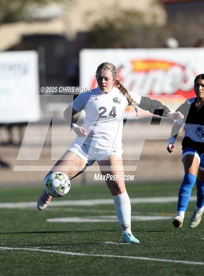 Thumbnail 3 in Sunnyside vs Pusch Ridge Christian Academy (Kelly Pierce Soccer Tournament) photogallery.